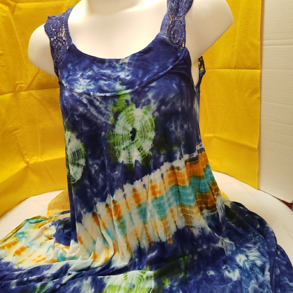 Little straps tied dress
